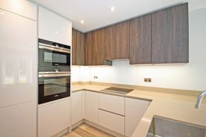 Fir Tree Court, Limpsfield Road